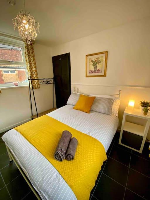 Brickworks - 2 Bedrooms, 15 Mins Walk To The Centre, With Garden Cardiff Luaran gambar